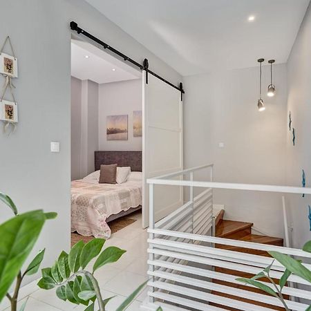 Old Town Luxury Velvet Apartment Rhodes City エクステリア 写真