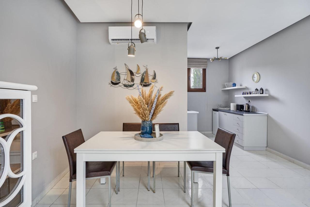 Old Town Luxury Velvet Apartment Rhodes City エクステリア 写真