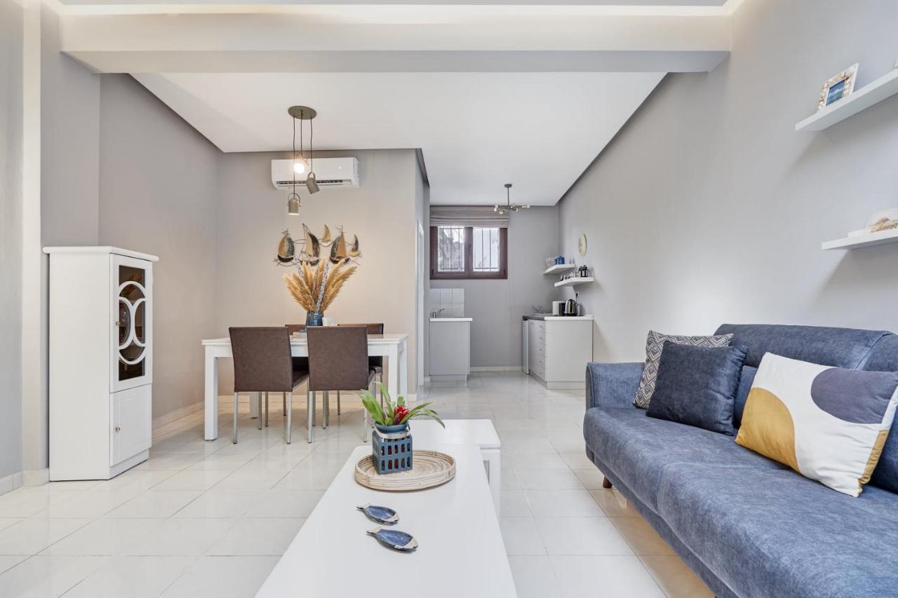 Old Town Luxury Velvet Apartment Rhodes City エクステリア 写真