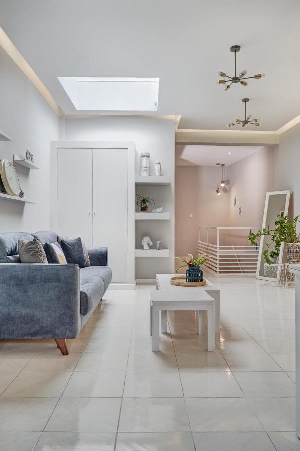 Old Town Luxury Velvet Apartment Rhodes City エクステリア 写真