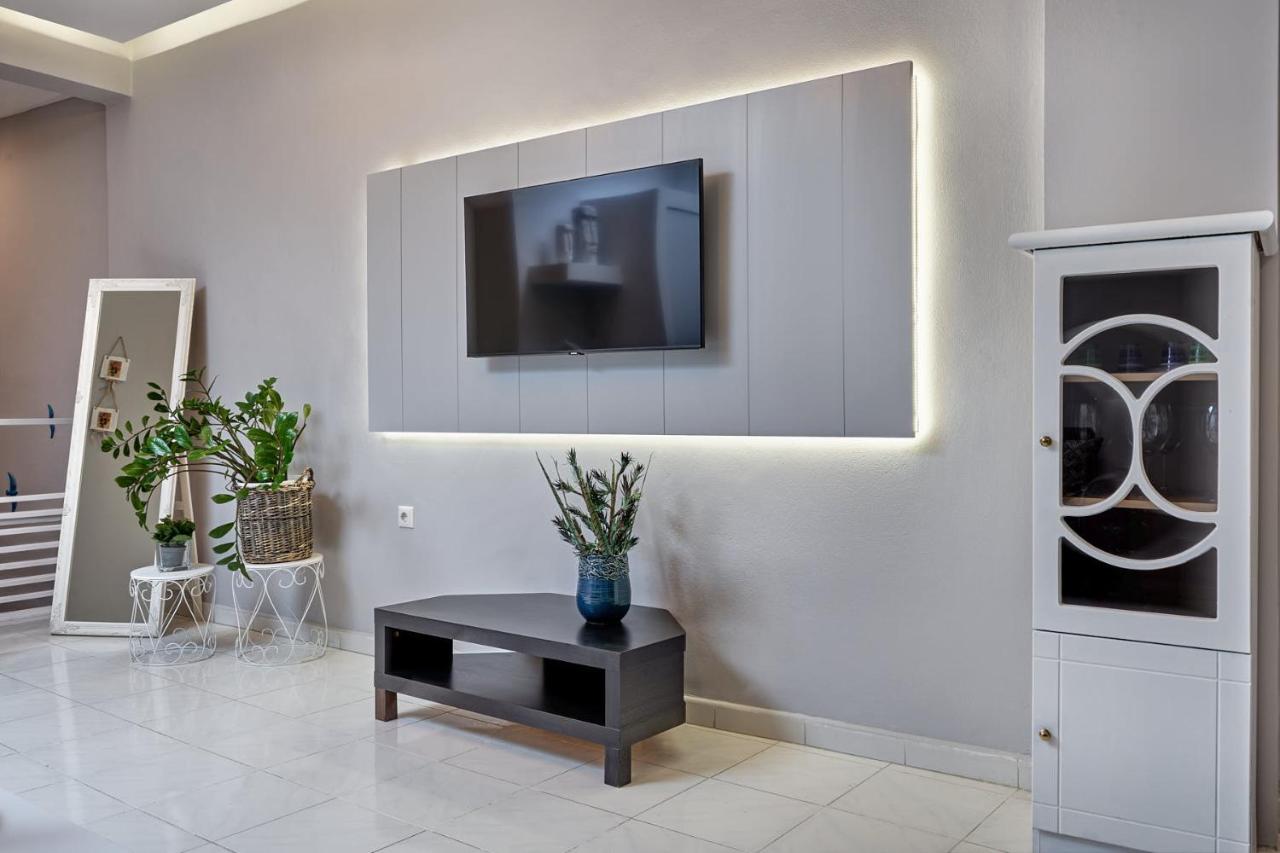 Old Town Luxury Velvet Apartment Rhodes City エクステリア 写真